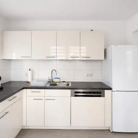 Raha Apartments - Ruhige Maisonette-Wohnung - Vollausstattung - Parkplatz